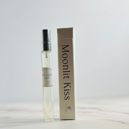 Moonlit Kiss